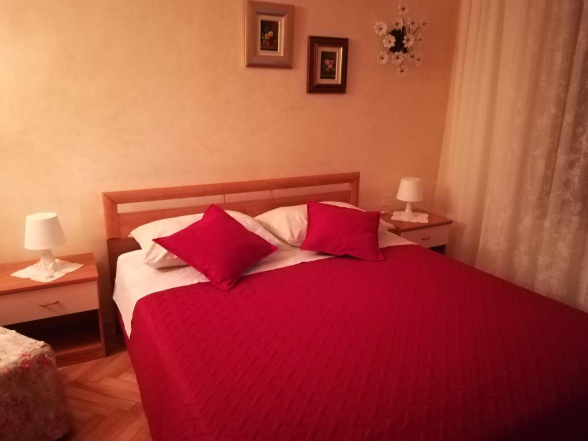 Apartmani Villa Otilija Poreč Eksteriør bilde