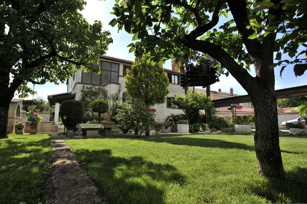 Apartmani Villa Otilija Poreč Eksteriør bilde