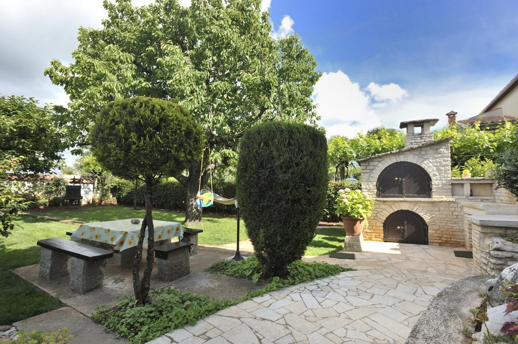 Apartmani Villa Otilija Poreč Eksteriør bilde