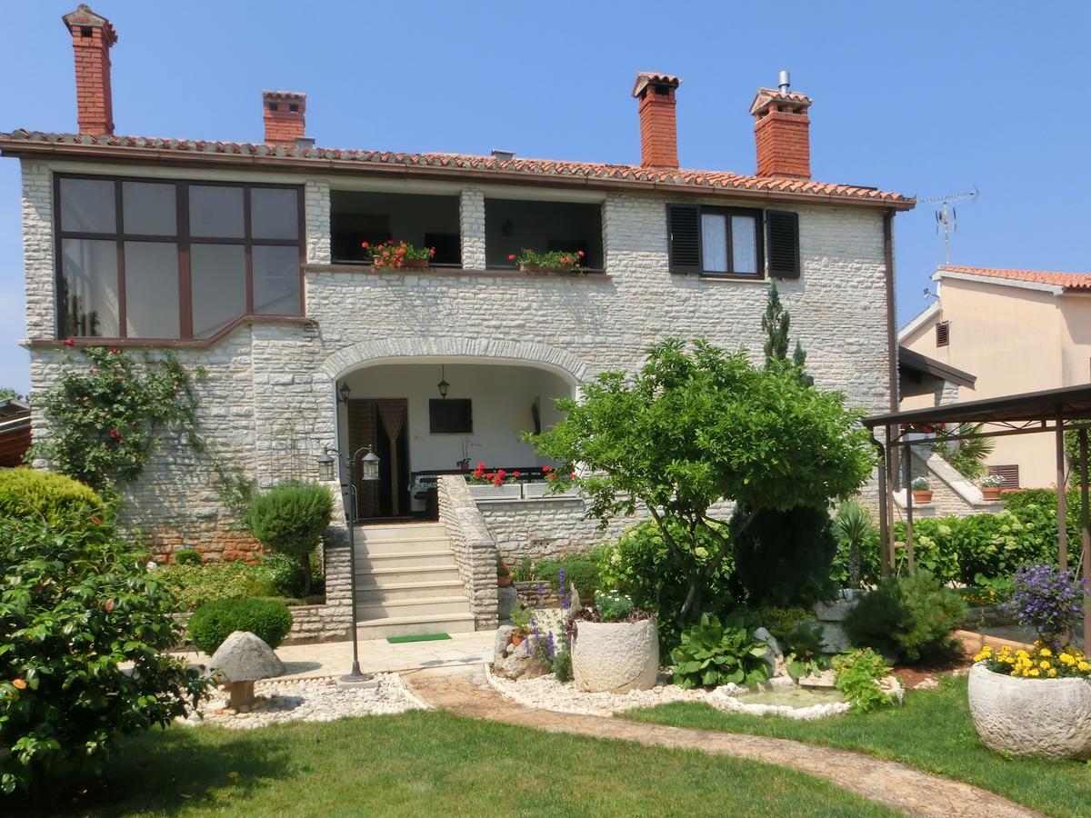 Apartmani Villa Otilija Poreč Eksteriør bilde
