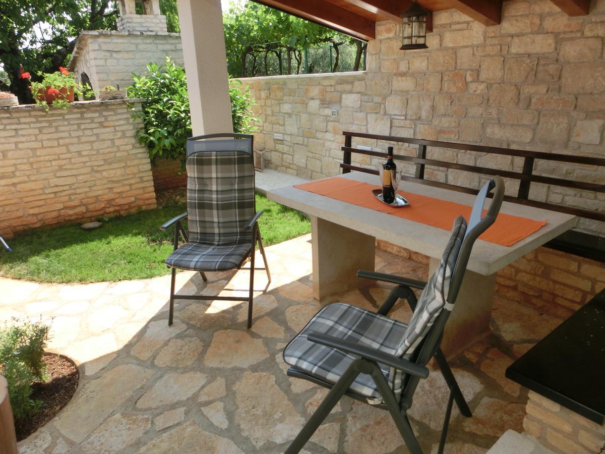 Apartmani Villa Otilija Poreč Eksteriør bilde