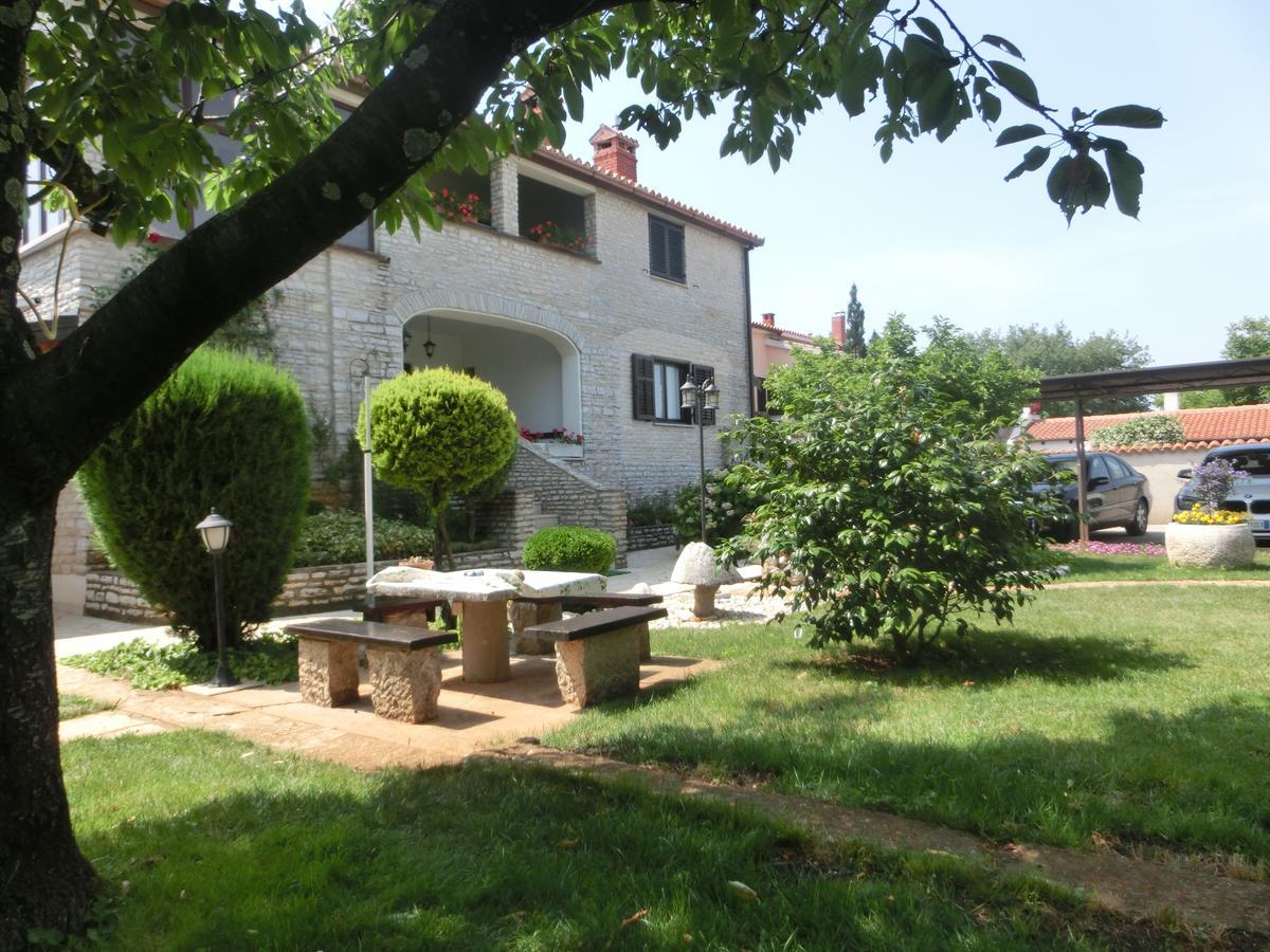 Apartmani Villa Otilija Poreč Eksteriør bilde
